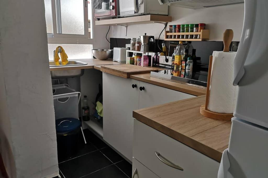 Apartamento Completo, 2Min De La Playa Málaga Esterno foto